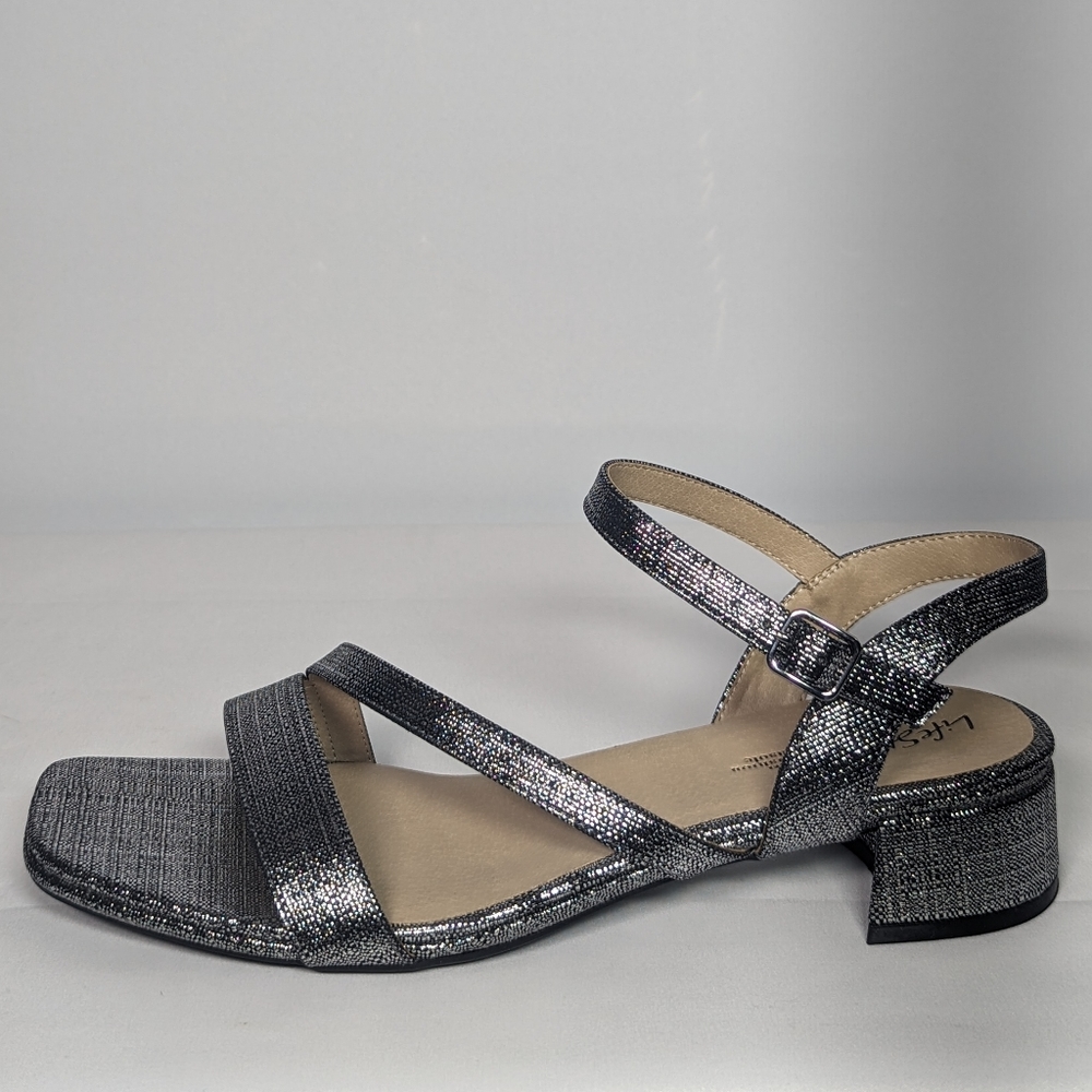 NEW Life Stride Womens Julep Ankle Strap Sandal Heeled Sandal Sz 11 Wide silver